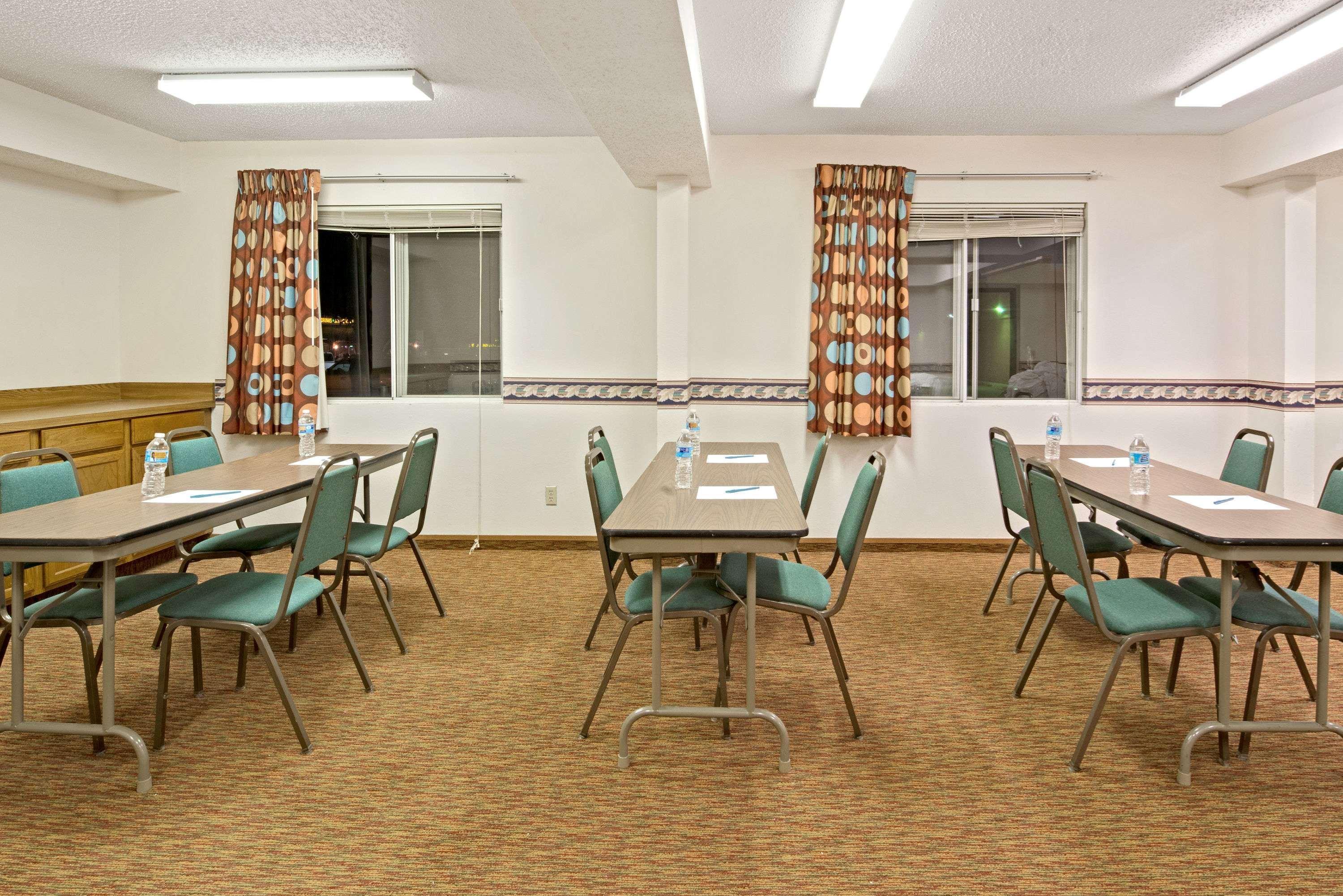 Super 8 By Wyndham Plano/Dallas Area Extérieur photo